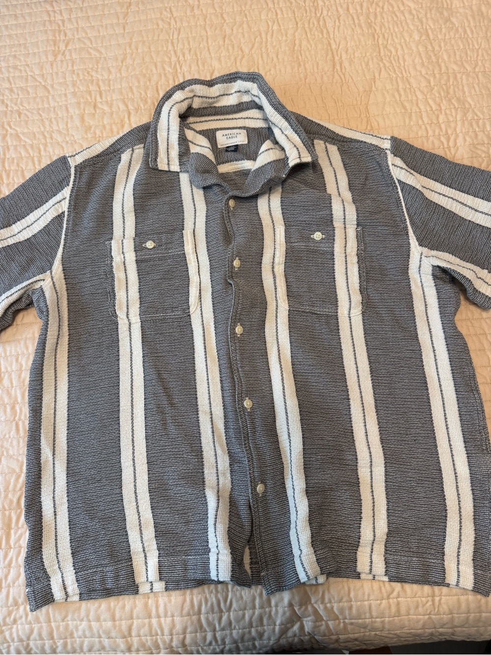 American Eagle Outfitters Gray & White Vertical Stripe Button-Up Shirt